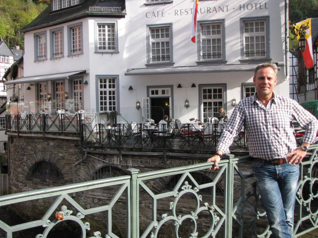 Horchem Hotel-Restaurant-Café-Bar