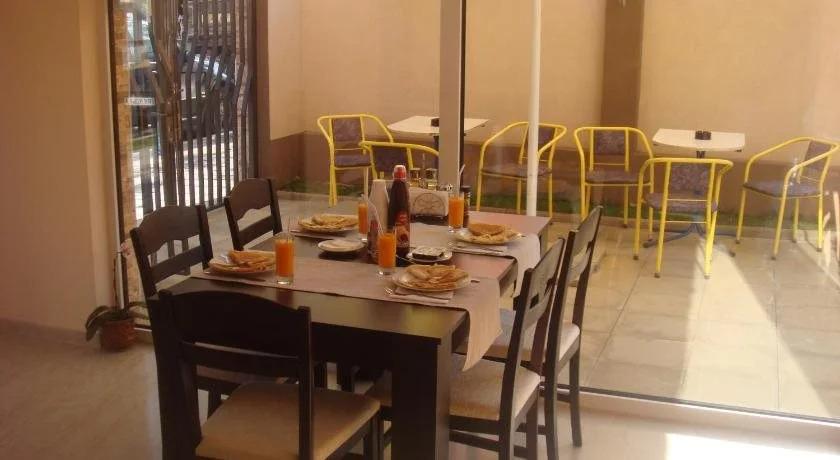Ivatea Family Hotel