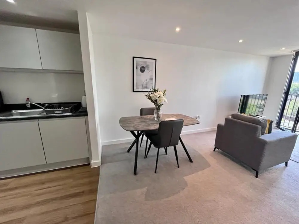 Impressive 1 Bed Apartment - Chavasse Apartments