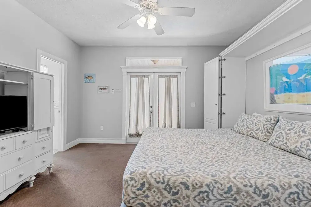 Walk to Santa Rosa Beach Private Pool, Balcony, and Coastal Views