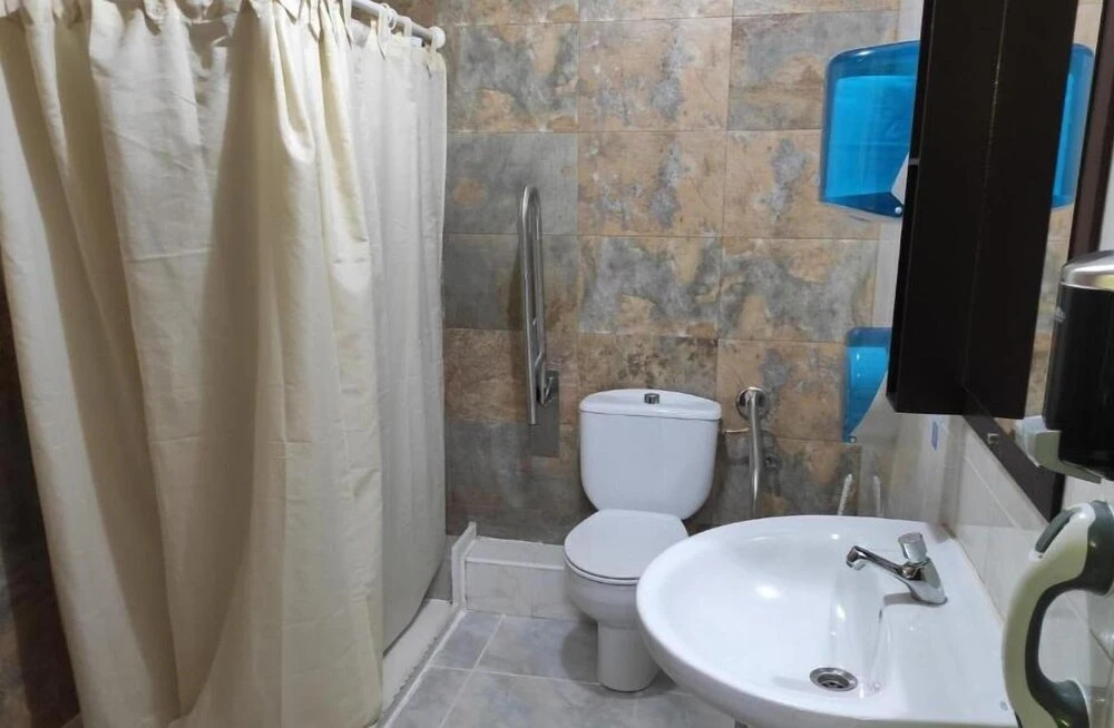 Albergue Arraigos - Hostel