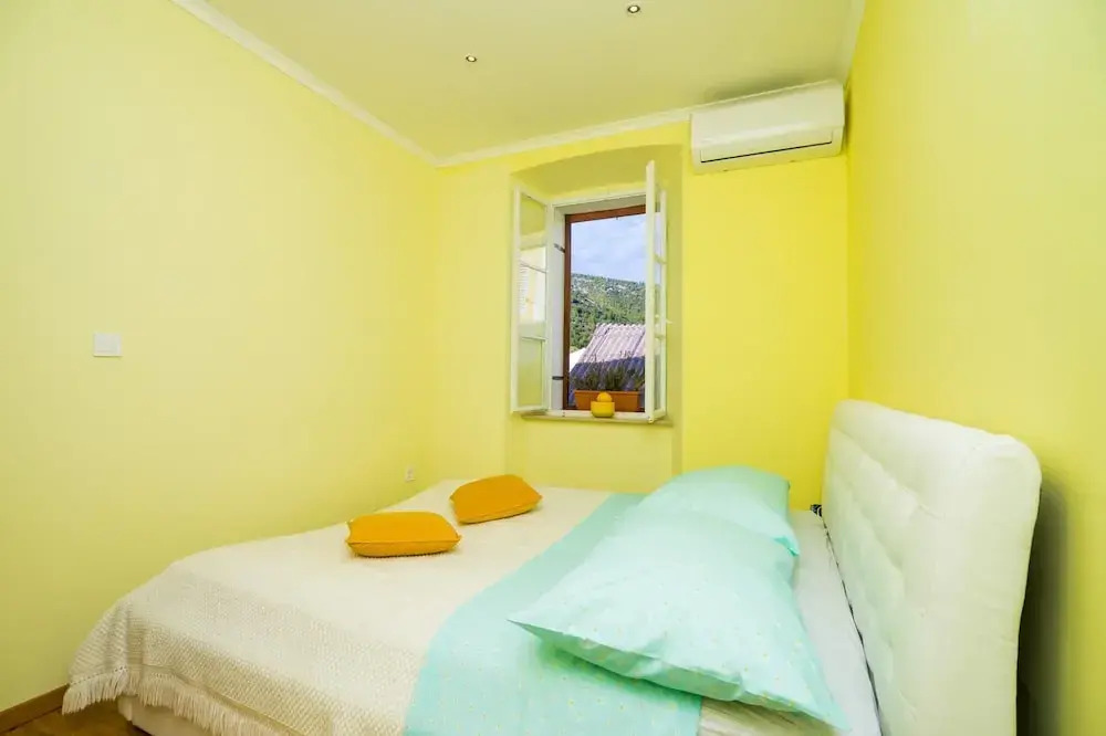 Villa Nives - Three-bedroom Villa With Terrace and Sea View ID Direct Booker 7001