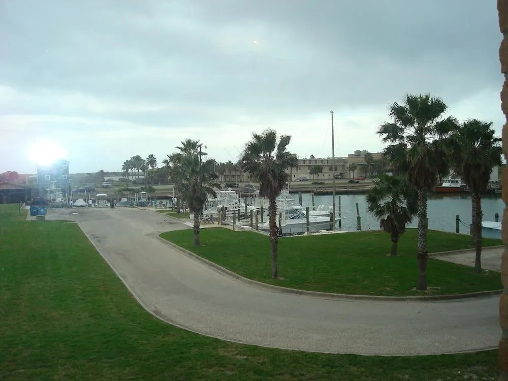 Channelview 103