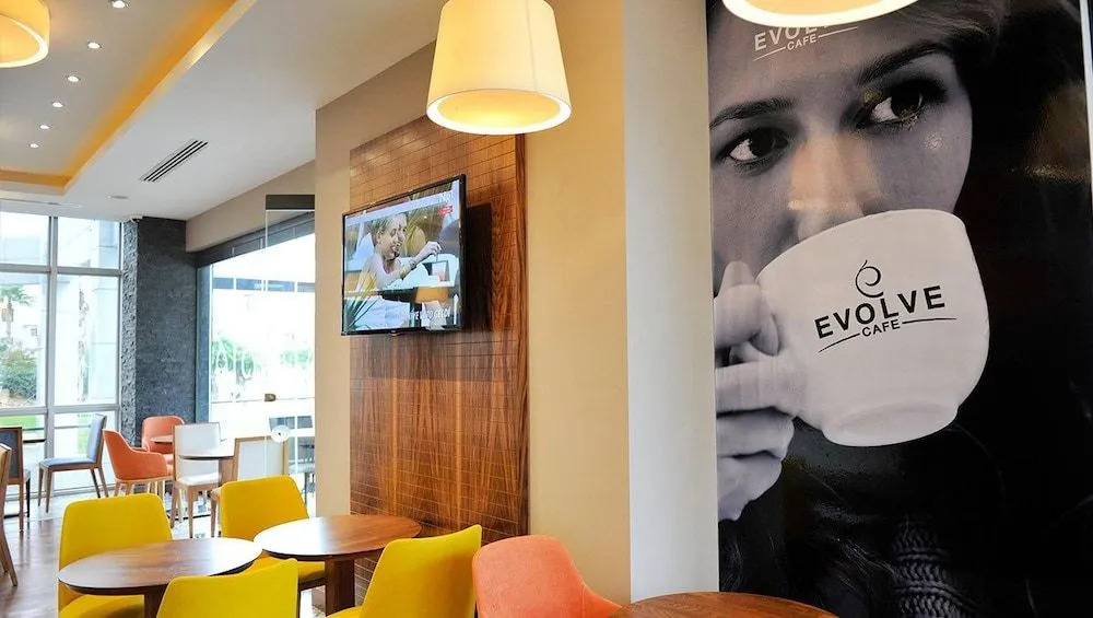 Evolve Park Hotel