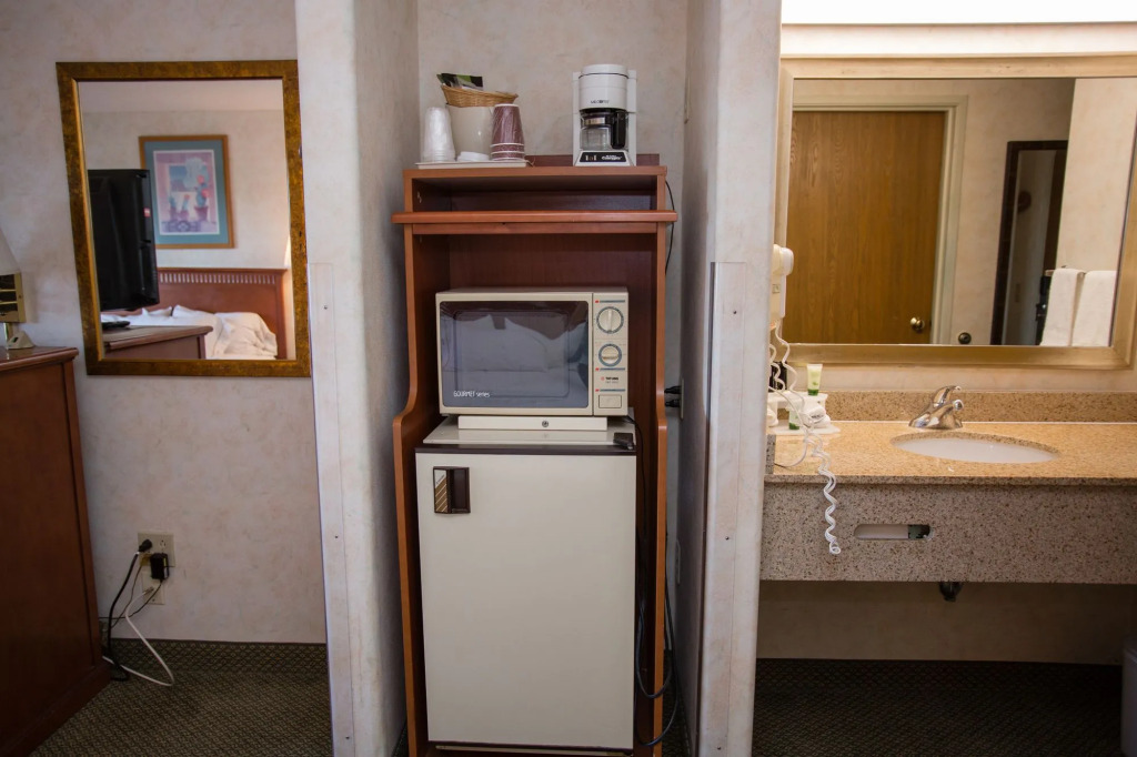 Vagabond Inn Executive