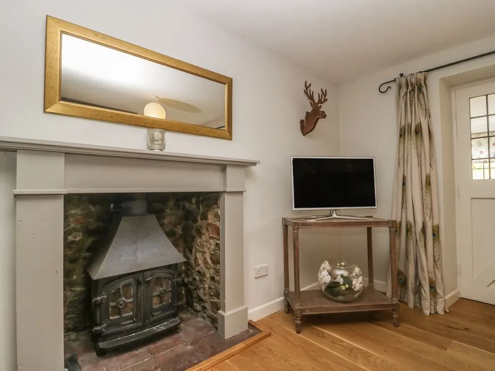 Lambrook Cottage