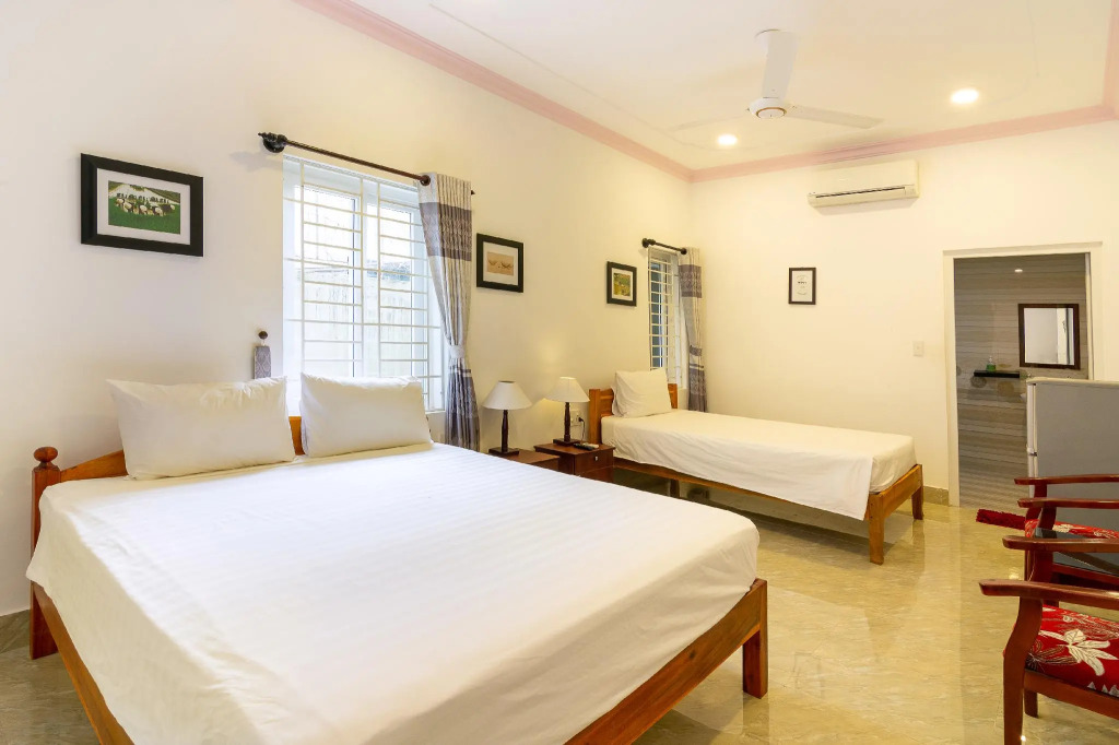 Hung Do Beach Homestay