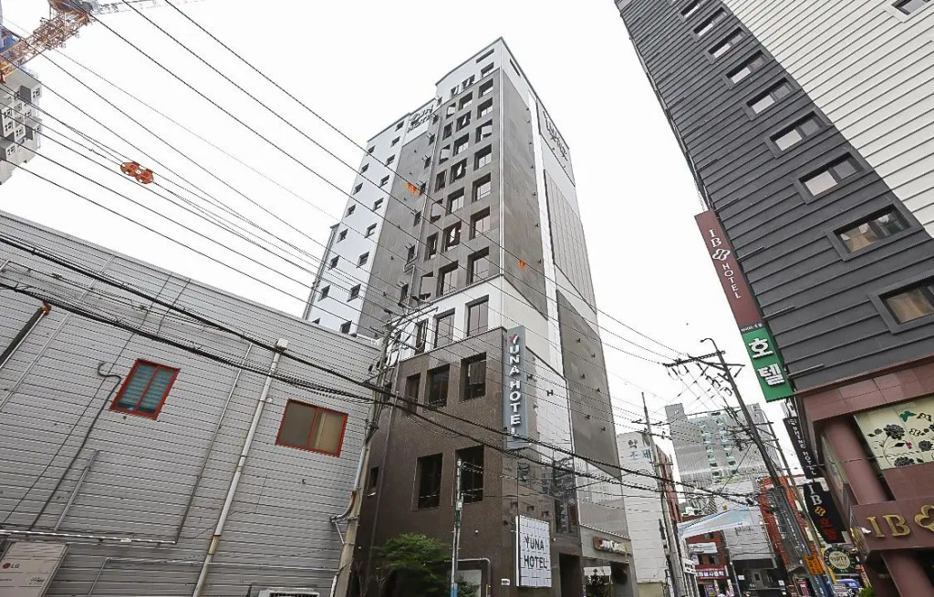 HOTEL YUNA Business