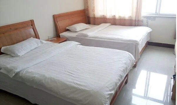 Yishui Hengyuan Express Inn