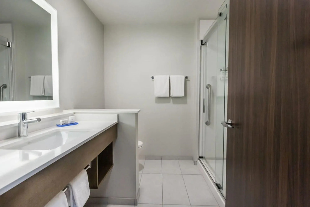 Holiday Inn Express & Suites Edmonton N - St Albert by IHG