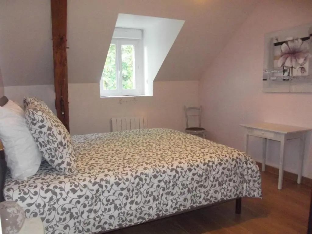 Charmante maison de campagne avec jardin privé, près de Paris et Orléans, idéale pour familles - FR-1-590-136