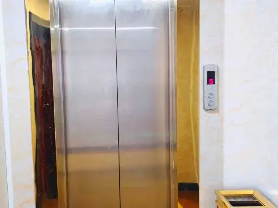 Kerry Wanji Hotel (International Trade Shopping Center)
