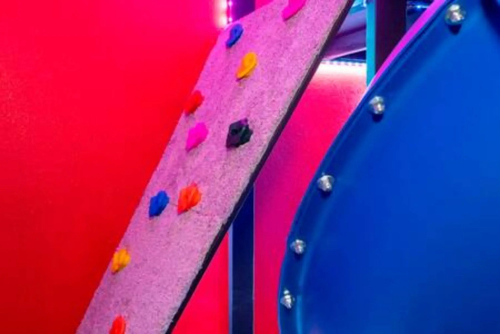 Free Water Park Windsor Island 5BD - 5BA