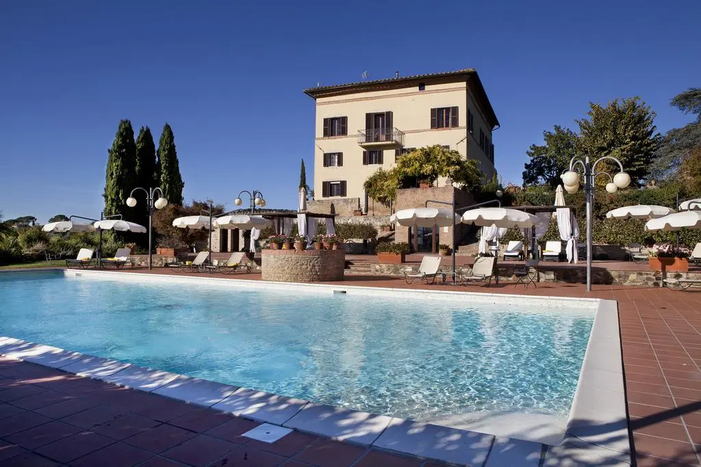 Villa Curina Resort