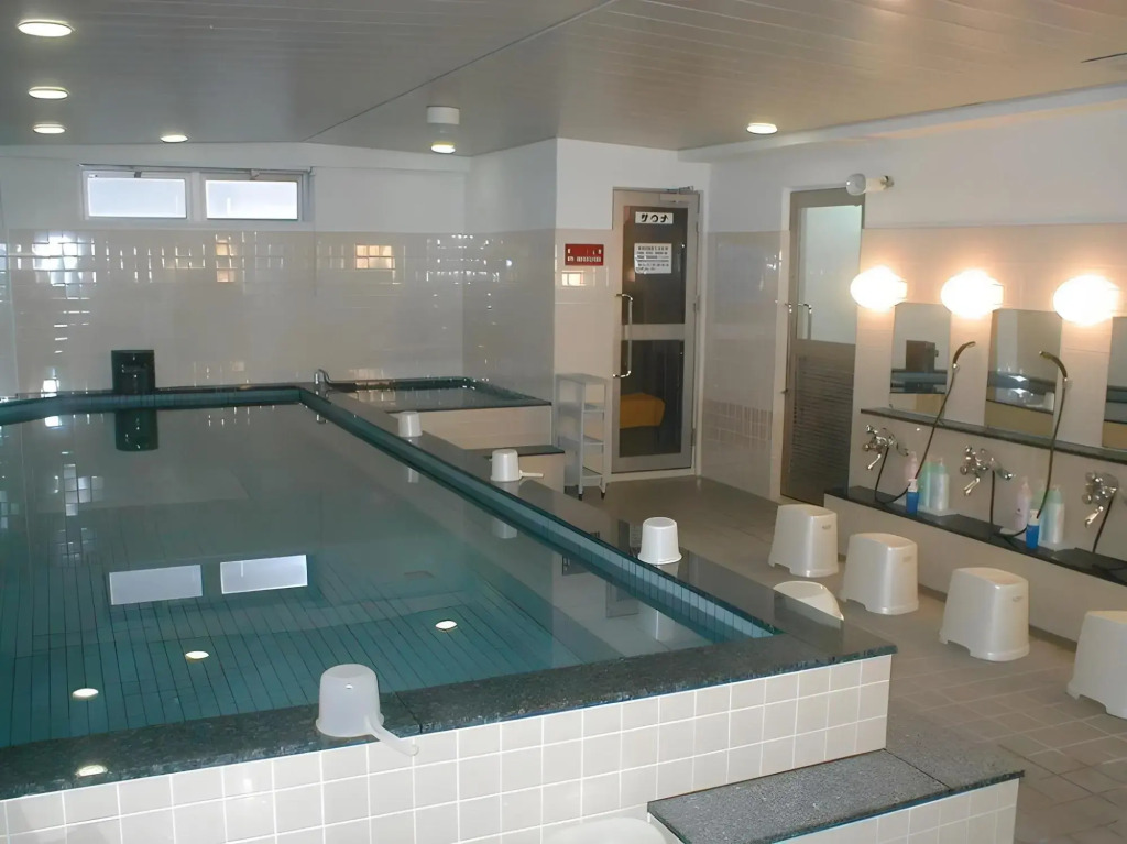 Capsule Hotel Kobe Sannomiya