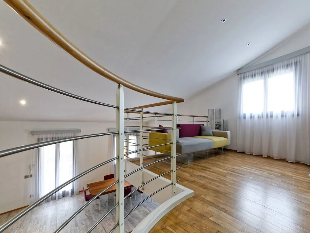 NIFTY Intera Villa con Piscina Relax, Idromassaggio e Sauna