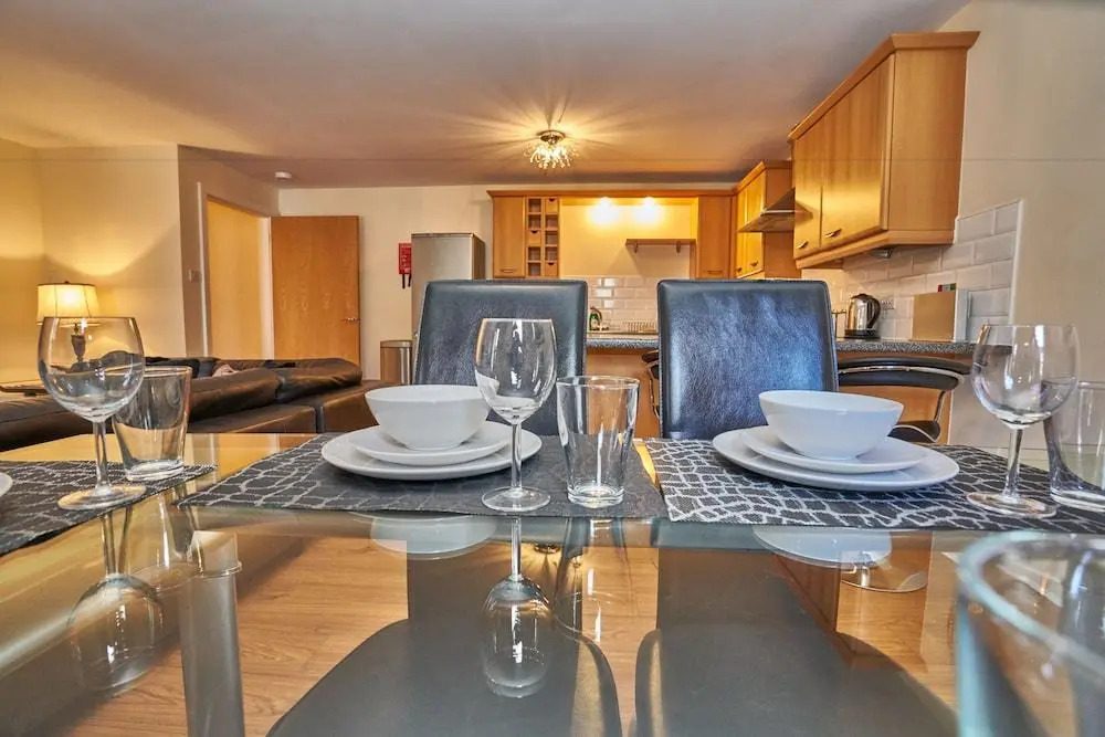 Edinburgh Pearl Apartments - Haymarket Residence