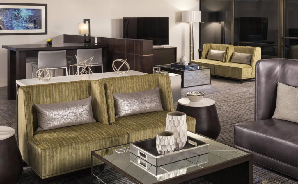 Sheraton Bloomington Hotel