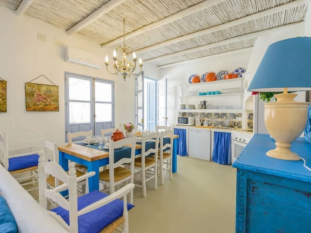 Casa DE LA Tita Vitoria