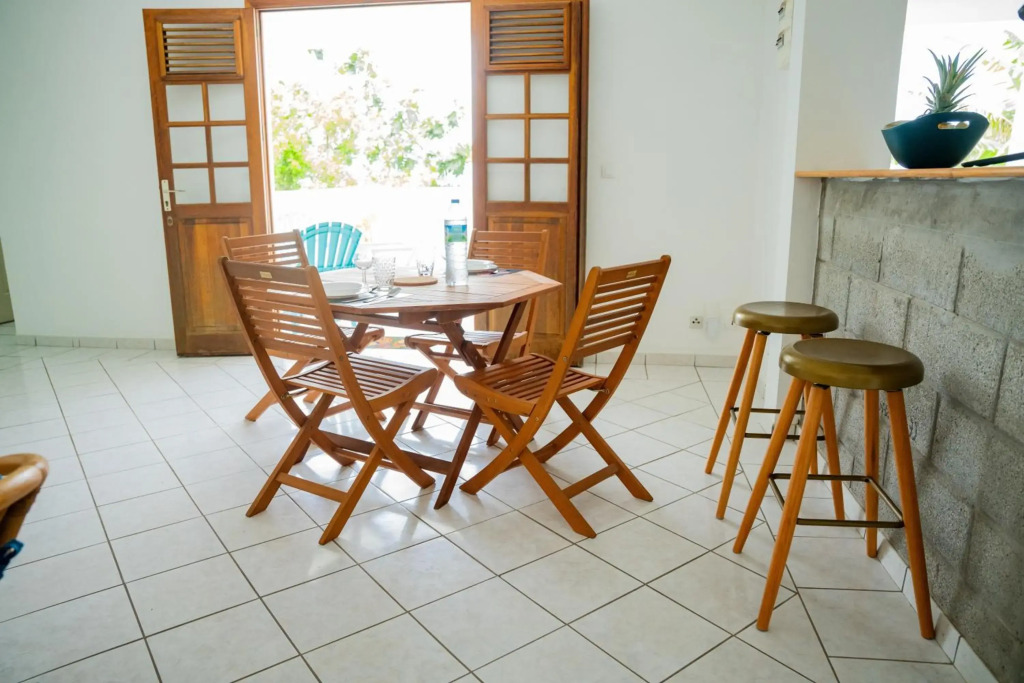 L Ixora Vous Acceuille