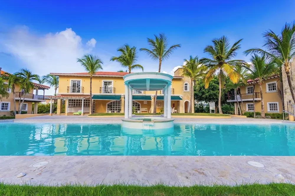 Oasis Cocotal - Punta Cana 4BR Apartment