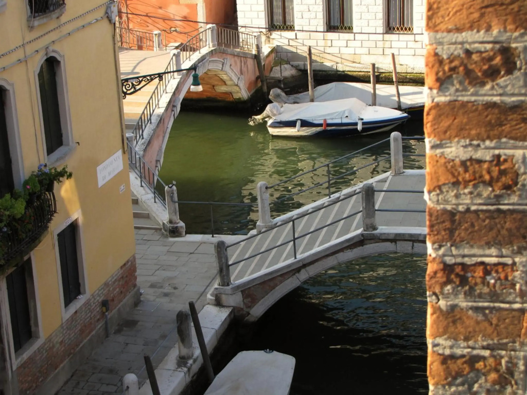 Ca San Trovaso - 6 Rooms
