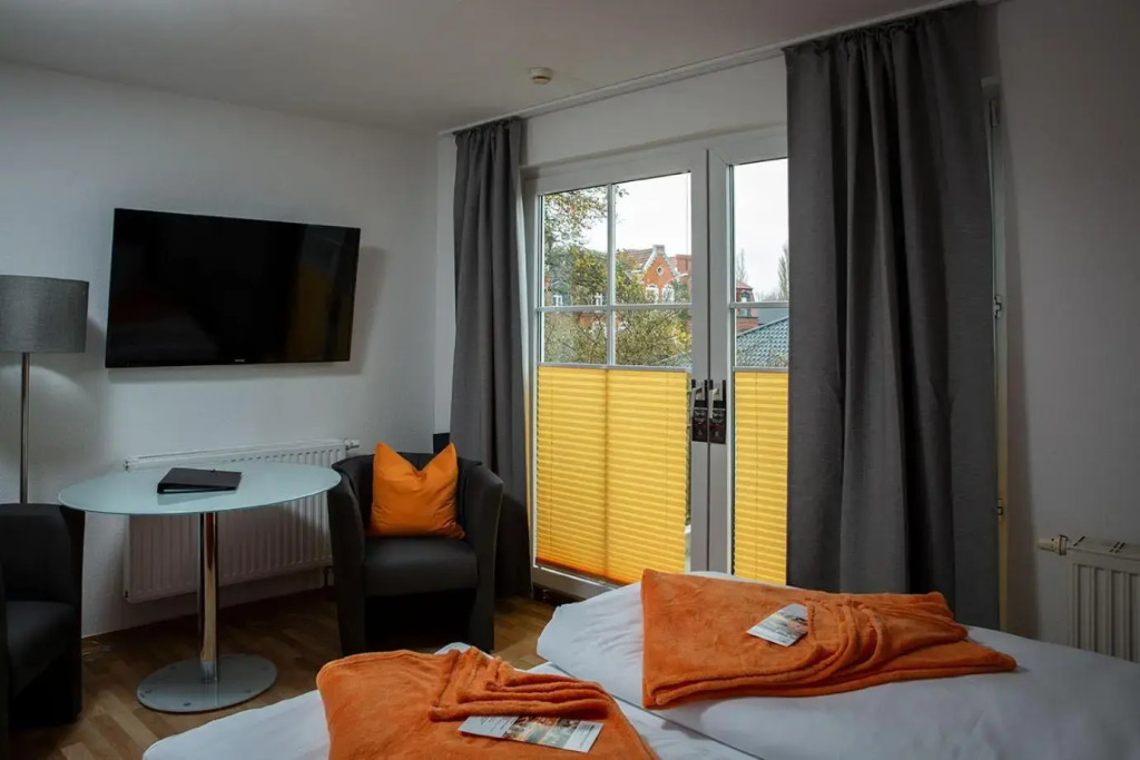 H&H Apartments im Herzen der Stadt super zentral ruhig mit Kochnischen Balkon oder Empore