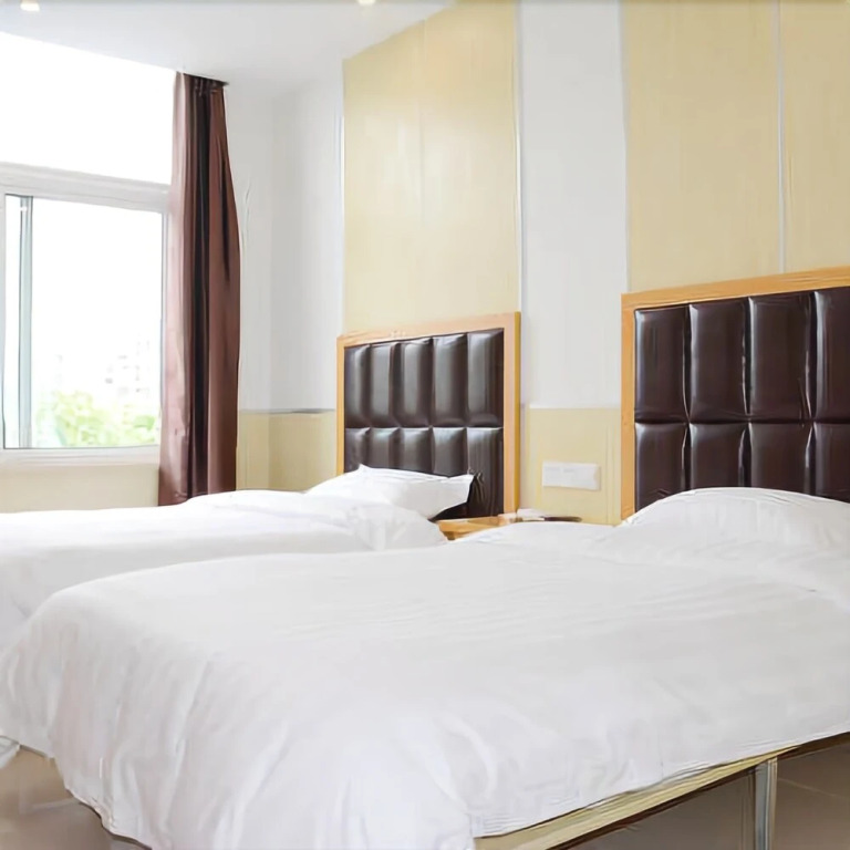 100inn Disney Airport Hotel