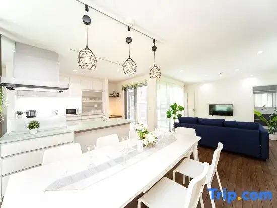 Shiga Lakeside Villa