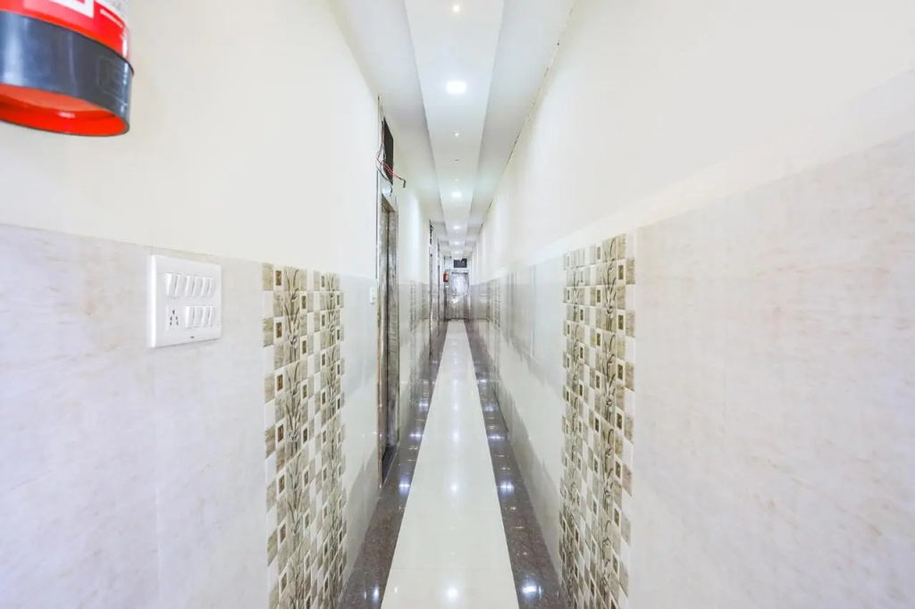 Fabhotel Welcome