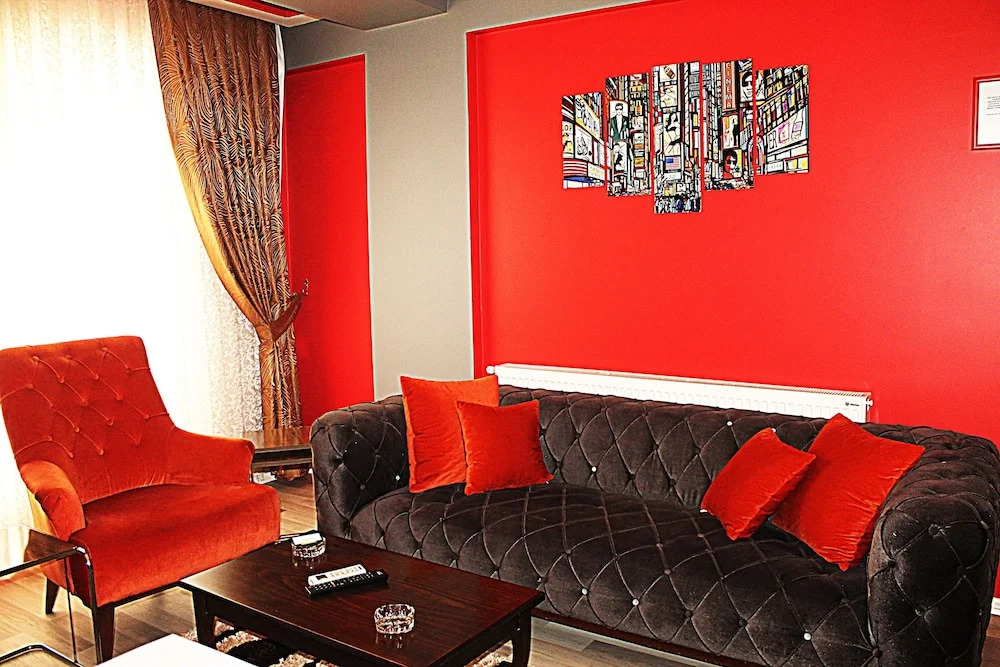 Royal Palace Boutique Hotel