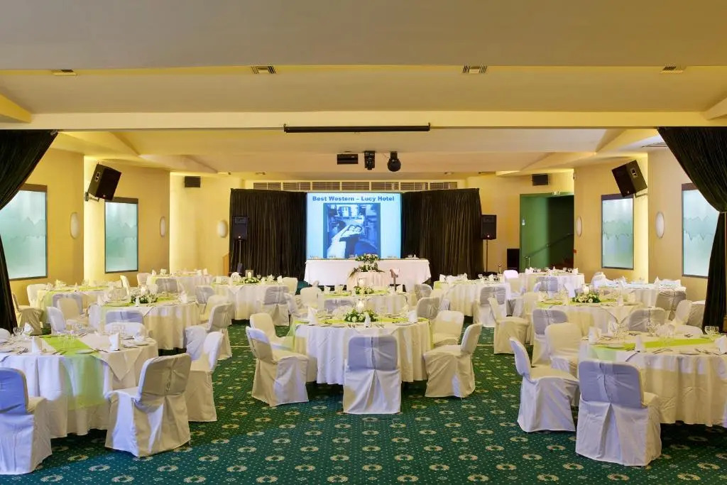 Lucy Hotel