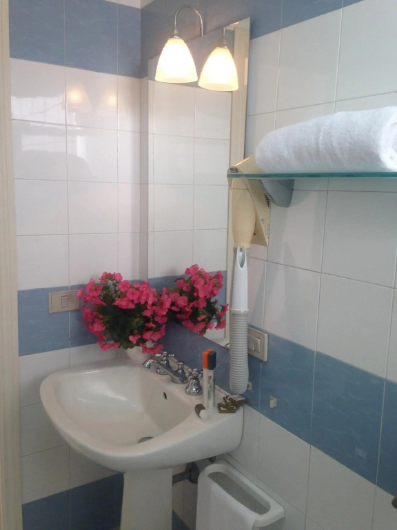 Hotel Mida