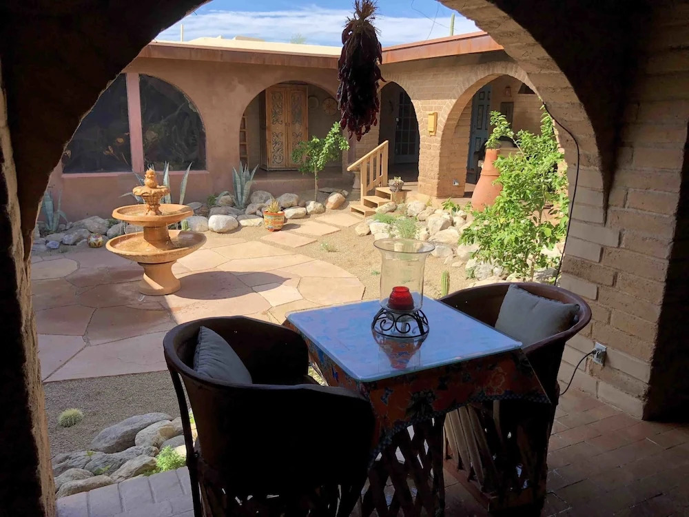 Casa Tierra Adobe Bed & Breakfast Inn