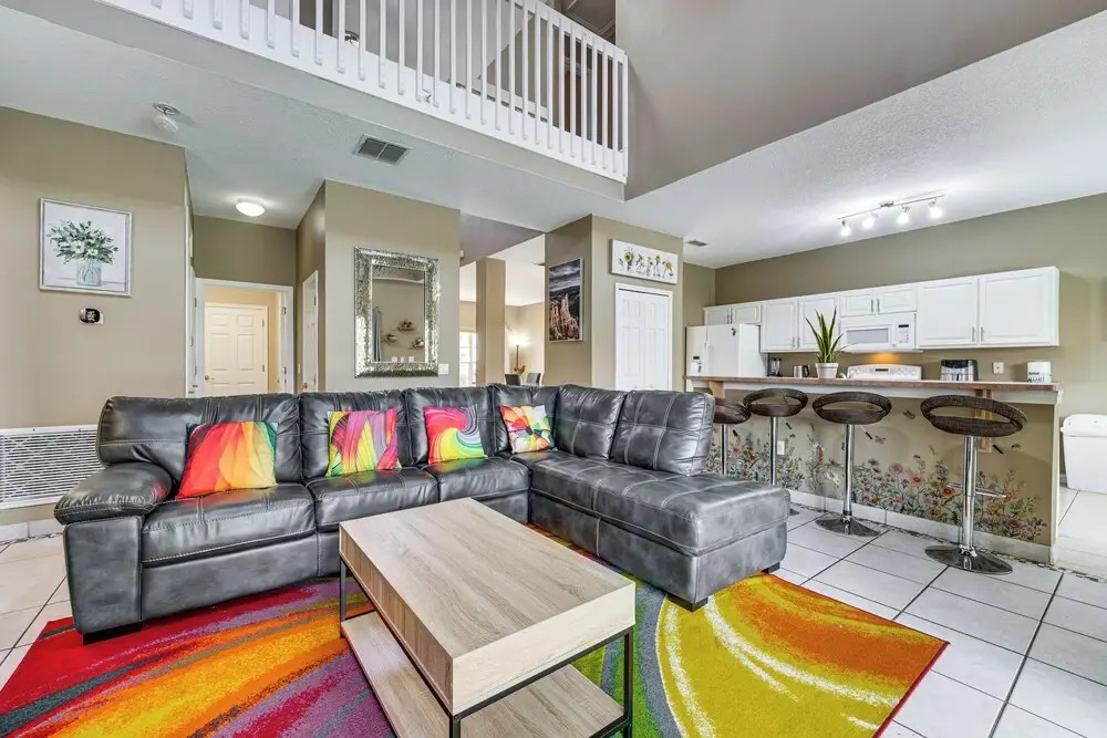 10 Mi to Parks: Spacious Kissimmee Home w/ Lanai!