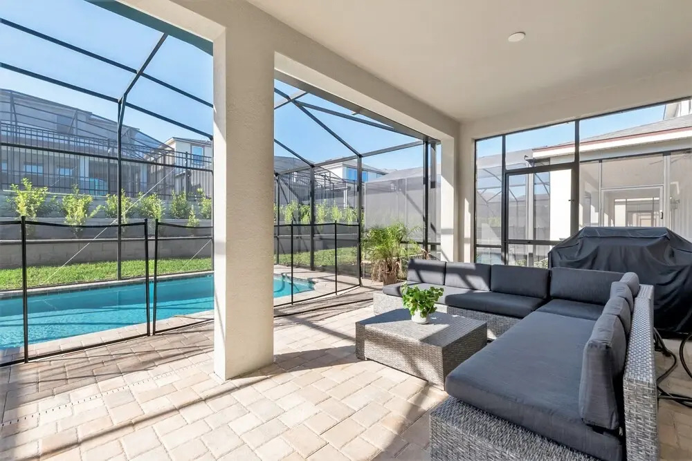 Sawyer Villa Solara 5