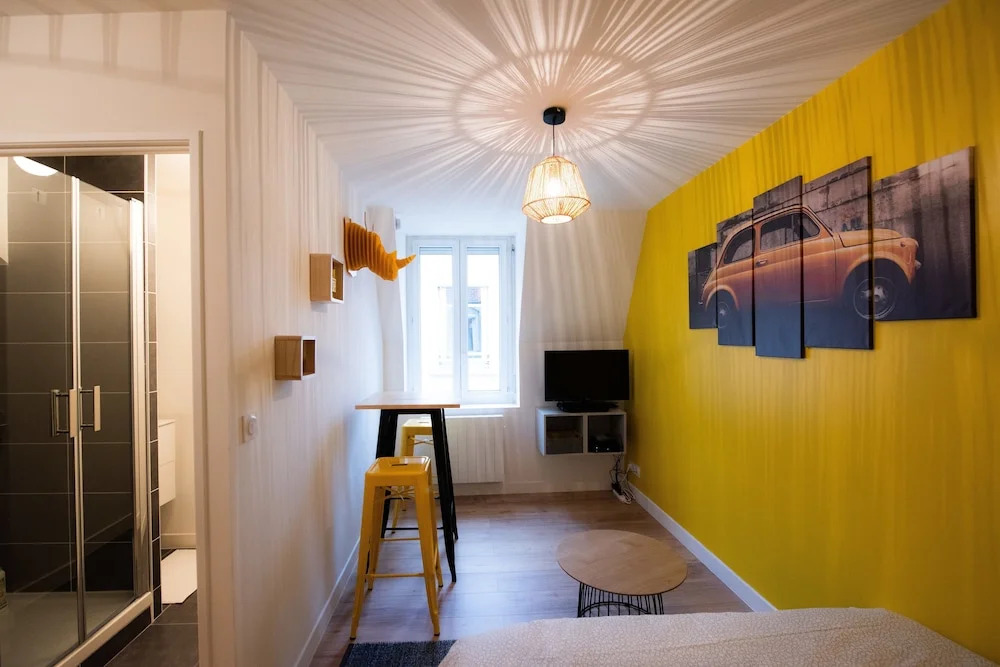 Studio Yellow 10 Min Vieux Lyon