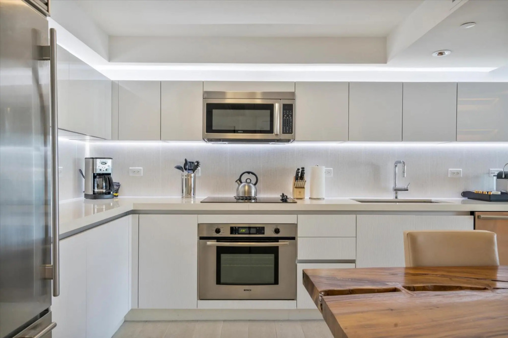 Serene Escape 4 3 Ocean View Condo 1413