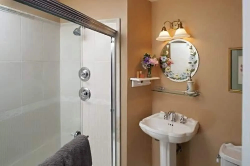 Whistling Swan Inn