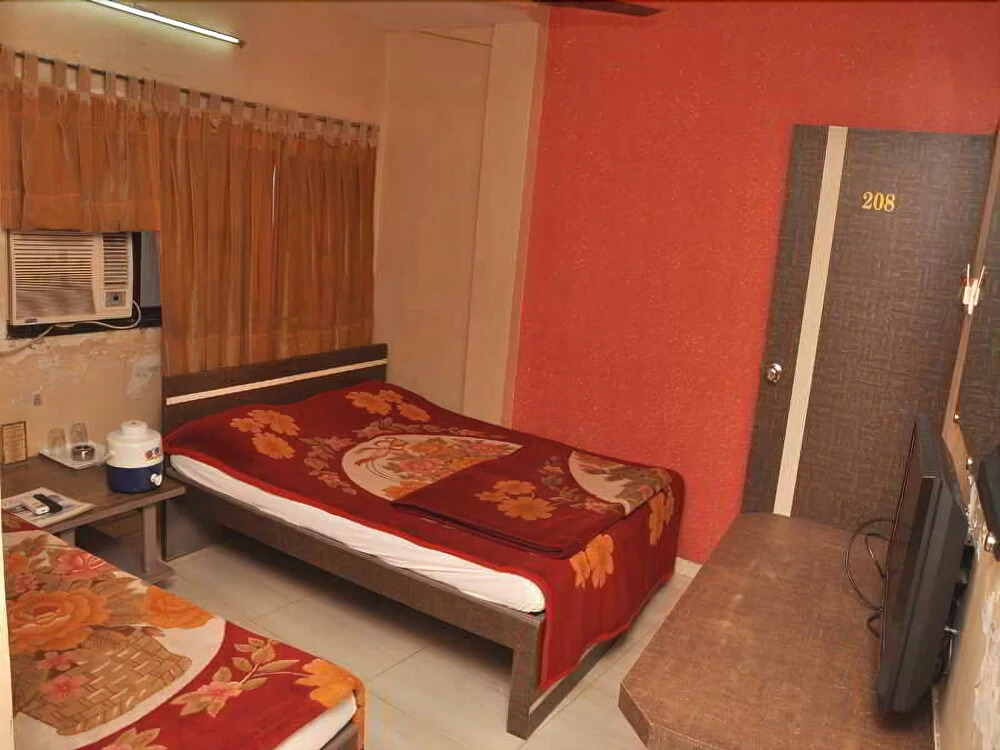 Purohit S Hotel Raj