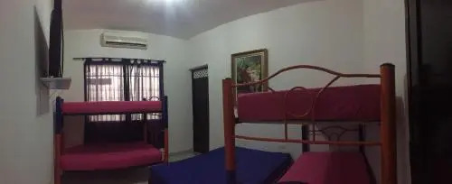 Cande Hostel