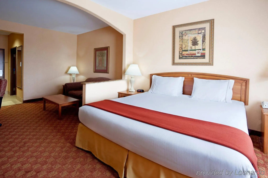 Holiday Inn Express Hotel & Suites Cedar Park by IHG