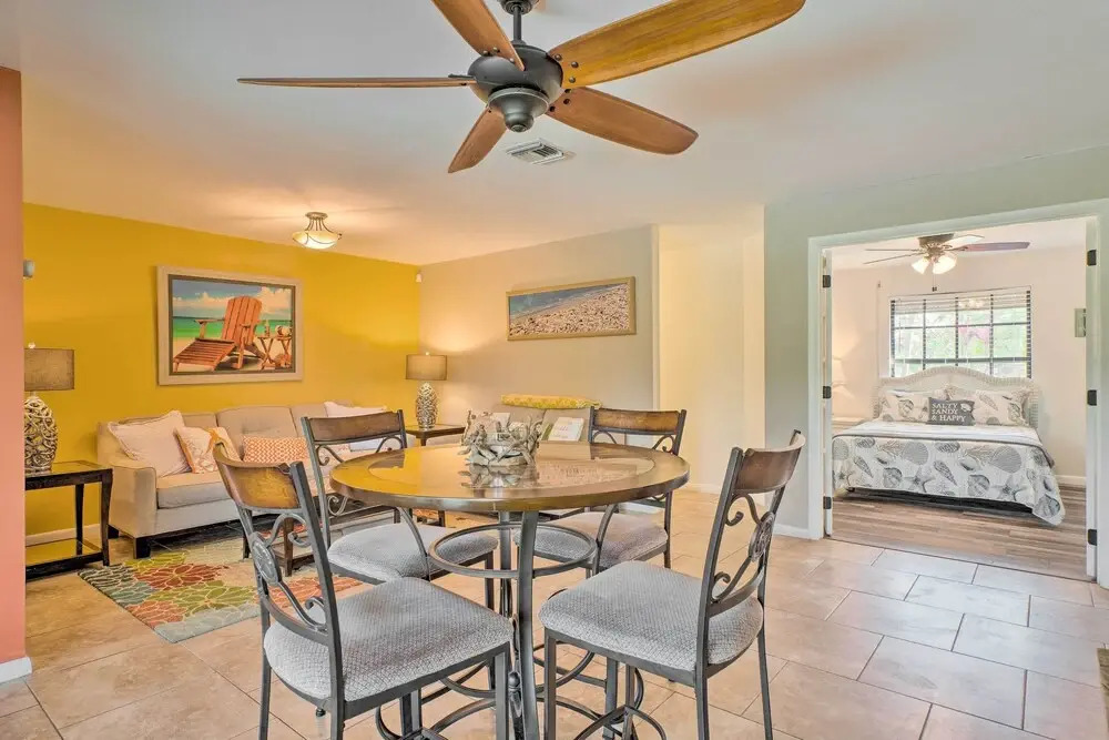 Pet-friendly Fort Myers Home w/ Patio & Grill!