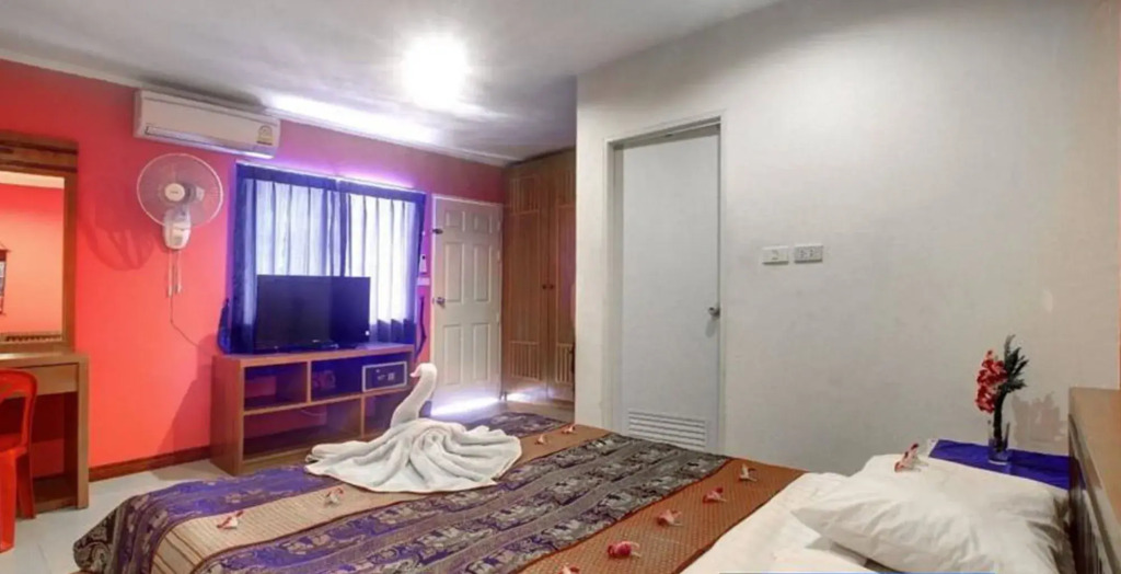 Dreams Guesthouse & Hostel Patong