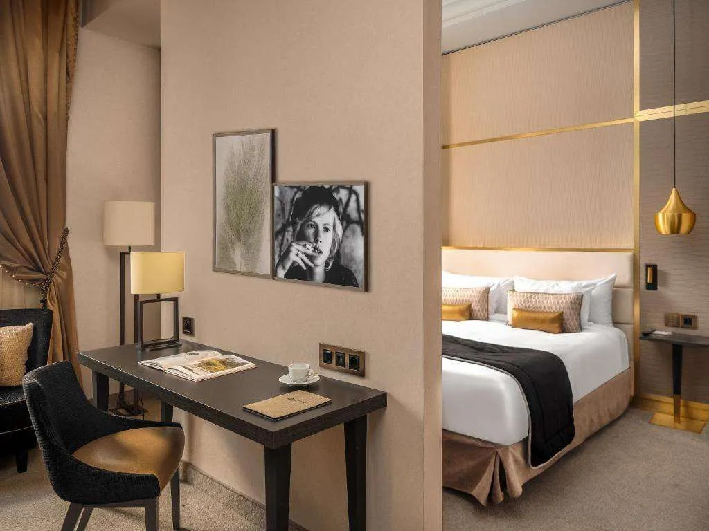 Niepce Paris, Curio Collection By Hilton
