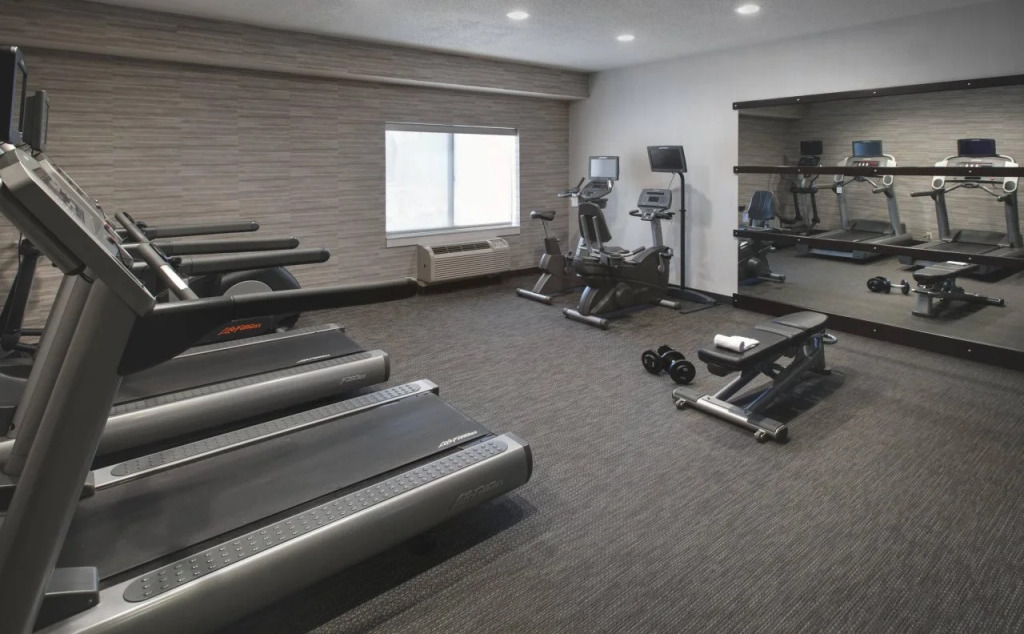 Courtyard by Marriott Lebanon