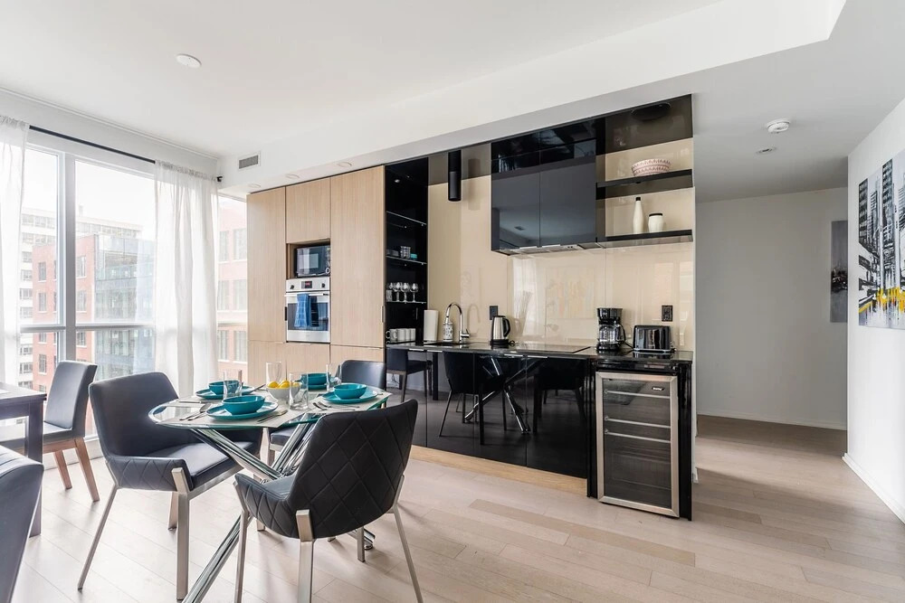 Spectacular Exec 2BR Financial District