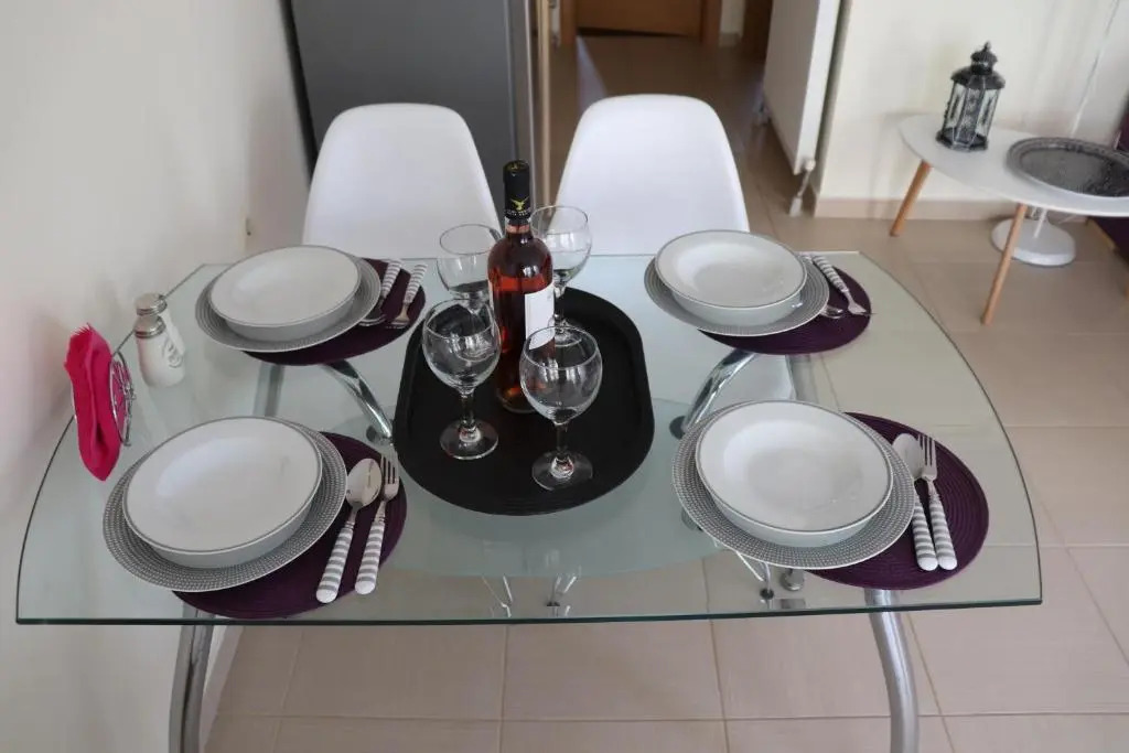 Iris Deluxe Suites 1