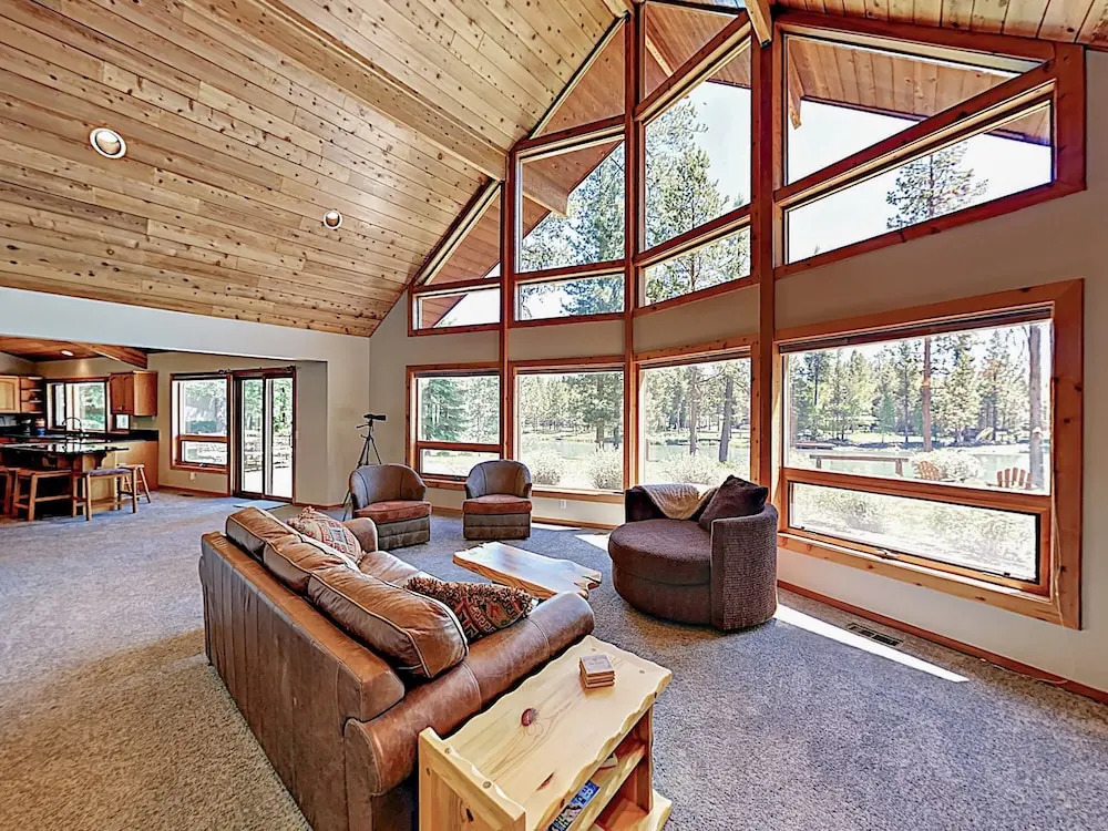 River Hideaway W/ Boat Slip, Kayaks & Hot Tub 4 Bedroom Home