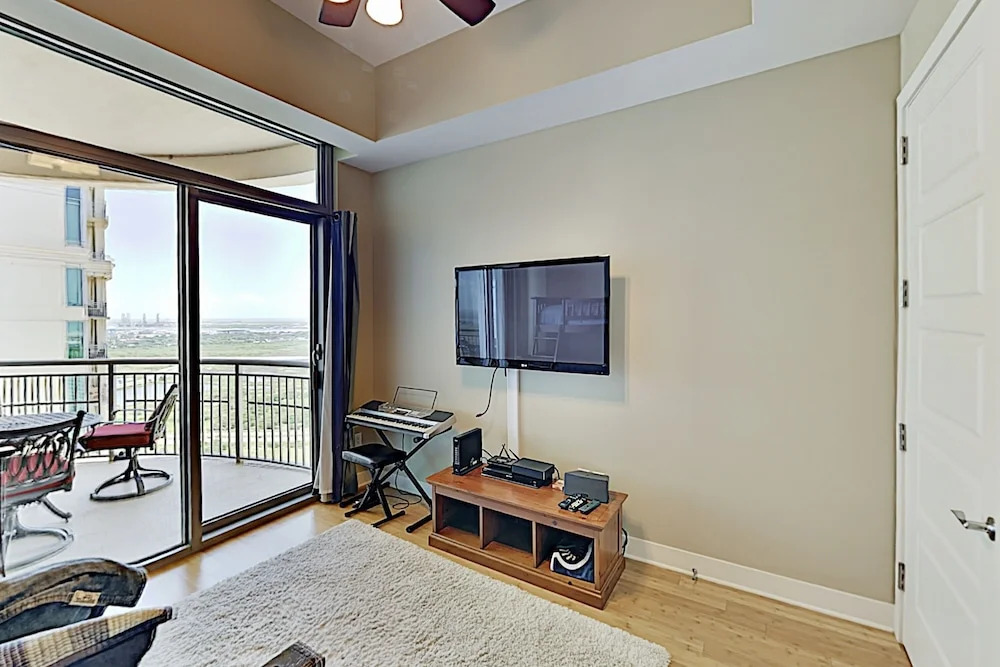 Elite Palisades Palms Penthouse W/ Resort Pools 3 Bedroom Condo